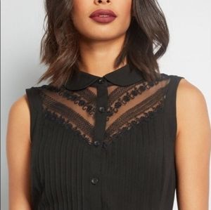 Modcloth lace button up sleeveless blouse 1x